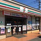 セブンイレブン小金井連雀通り店 303m