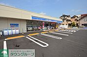 ローソン八王子元横山町一丁目店 徒歩5分。コンビニ 350m