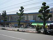 西友西国立店 724m