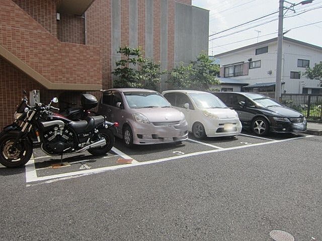 7 / 9