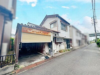 外観:*現地写真* 外観:*現地写真*
