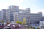 【総合病院】 長野赤十字病院まで 750m