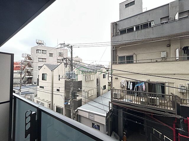 バルコニー