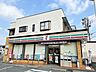 周辺：セブンイレブン八幡高江店 1300m