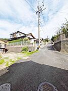 【庭10坪以上】駐車場2台以上♪温水洗浄便座♪全居室収納♪バス停まで 徒歩5分圏内♪