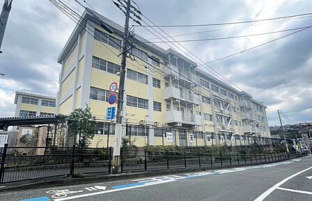 天籟寺小学校 410m