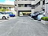 駐車場：グランドパレス浅川アドバンティア 中古マンション♪ペット相談♪スーパーまで徒歩約4分♪バス停すぐ側♪