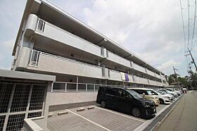 緑地ロイヤルハイツ2号館  ｜ 大阪府豊中市長興寺北３丁目（賃貸マンション3LDK・2階・91.00㎡） その1