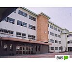 小学校「和歌山市立貴志小学校まで579m」