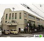 小学校「和歌山市立高松小学校まで342m」