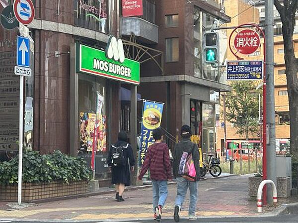 画像27:【ファーストフード】モスバーガー赤坂けやき通り店まで114ｍ