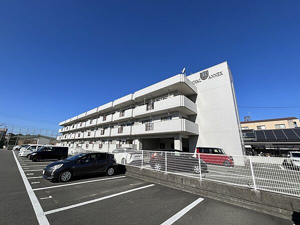 ロイヤルアネックス土居田 206 号室｜愛媛県松山市土居田町(賃貸マンション3LDK・2階・63.00㎡)の写真 その1