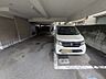 周辺：駐車場