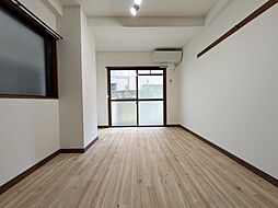 ボナール一番館 106 号室 1階1Kのリビング/ダイニング