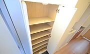 シューズボックス