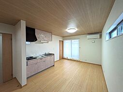 ポラリス星岡 202 号室 2階1LDKのリビング/ダイニング