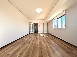 ＢＬＥＳＳ堀江 301 号室