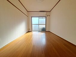 レ・セーナ中一万 403 号室 4階1Kのリビング/ダイニング