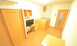 レオパレス平七屋 103 号室 1階1Kのリビング/ダイニング