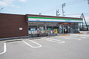 ファミリーマート伊予農高通り店