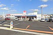 ローソン 松山衣山店