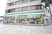 ファミリーマート大手町店