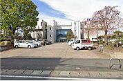 役所「坂戸市役所まで1831m」