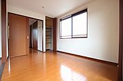※リフォーム中のため同棟別室写真