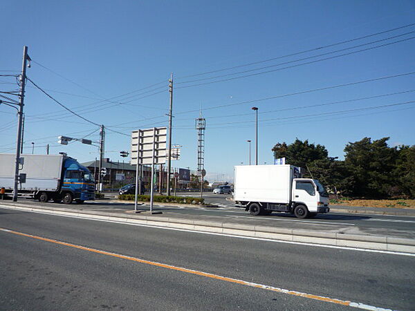 画像23:東名高速西インター入口（1600m）