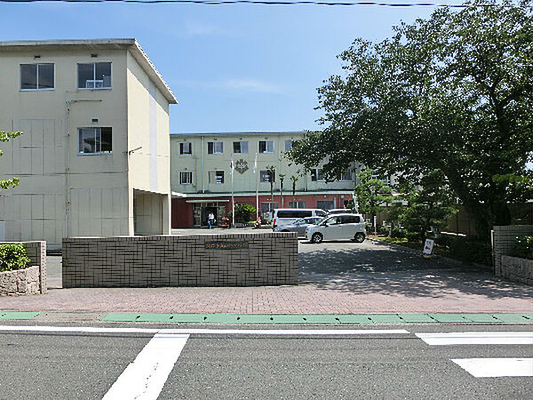 画像14:浜松市立西部中学校（420m）