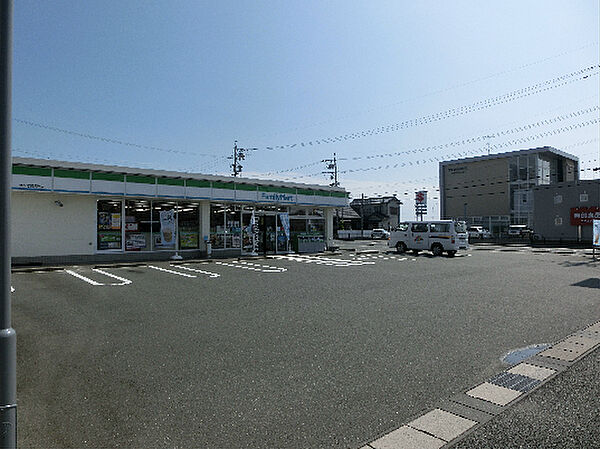 ファミリーマート 浜松志都呂西店（470m）