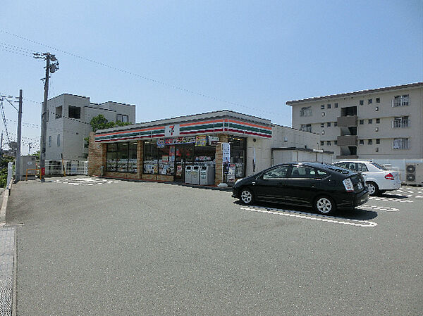 画像17:セブンイレブン 浜松蜆塚4丁目店（591m）