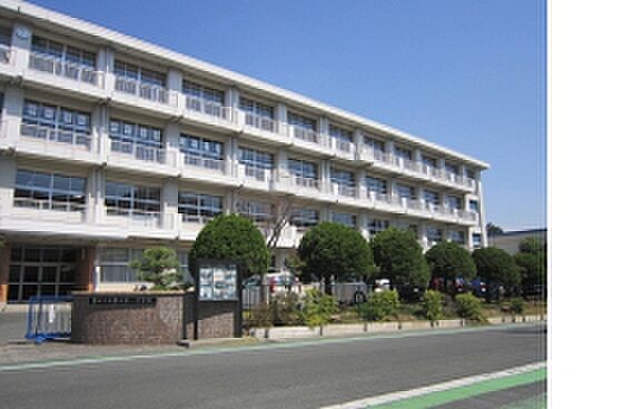 画像20:磐田市立磐田第一中学校（1446m）