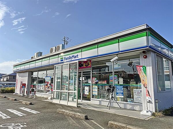 画像20:ファミリーマート 袋井愛野駅北店（63m）