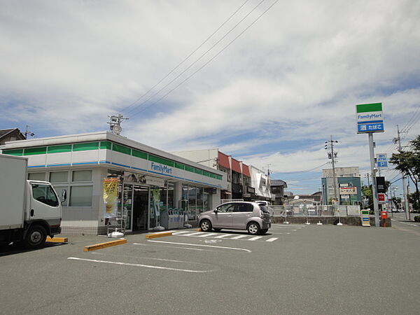 画像17:ファミリーマート 浜松高丘西店（438m）