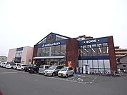 TSUTAYA　領家店（522m）