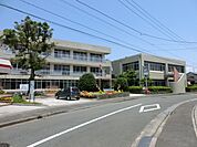 浜松市立東図書館（167m）