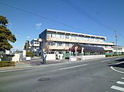 袋井市立袋井北小学校（1035m）