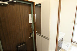 3 / 10