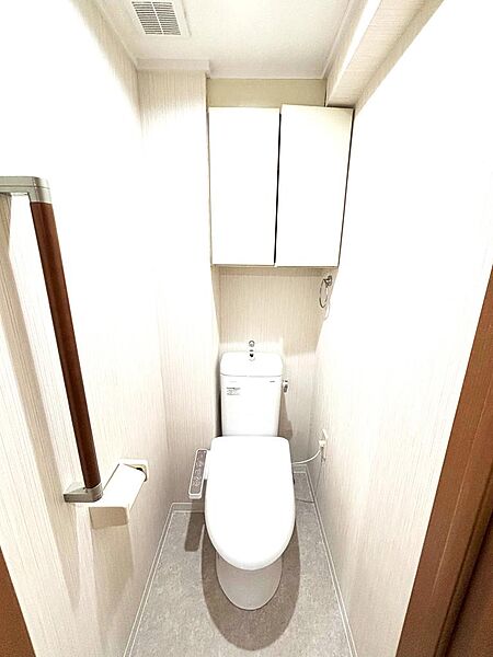 トイレを拡大表示