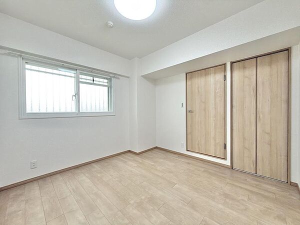 洋室を拡大表示
