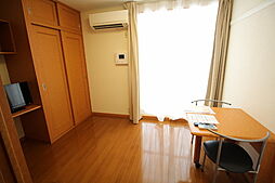 レオパレスひいらぎII 1階1Kのリビング/ダイニング