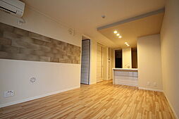 シャーメゾンアルタミラ府中 1階1LDKのリビング/ダイニング