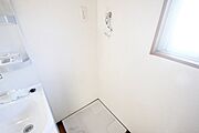 ※掲載写真は同マンション別部屋参考写真となります。