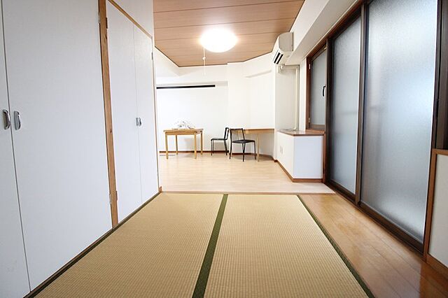 寝室