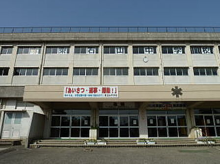 新潟市立東新潟中学校(1290m)