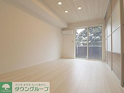 ルピナスV 303 3階1LDKのリビング/ダイニング