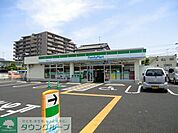 ファミリーマート 381m