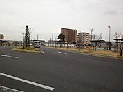 三郷中央駅 2400m