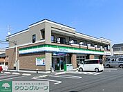 ファミリーマート 280m